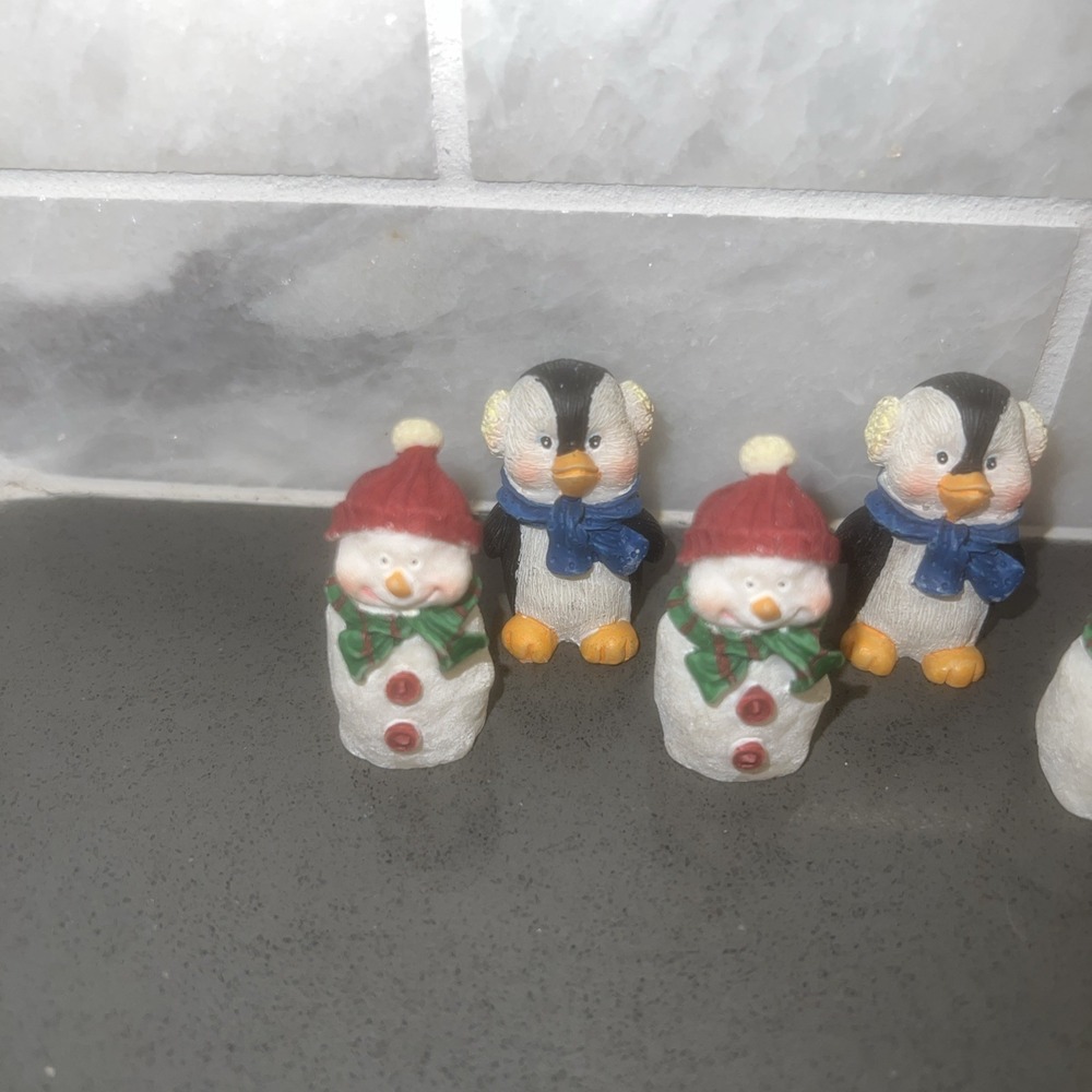 Avon Vintage Snowmen & Penguins TicTacToe "GAME PIECES ONLY"Collectible - Picture 3 of 7